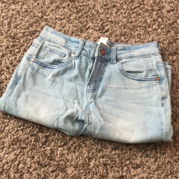 Forever 21 Light Blue Jeans - Picture 5 of 11